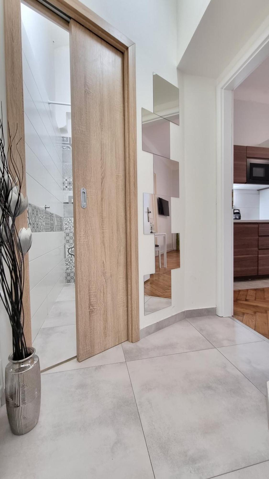 Finnem Rentals Florenc Praga Exterior foto
